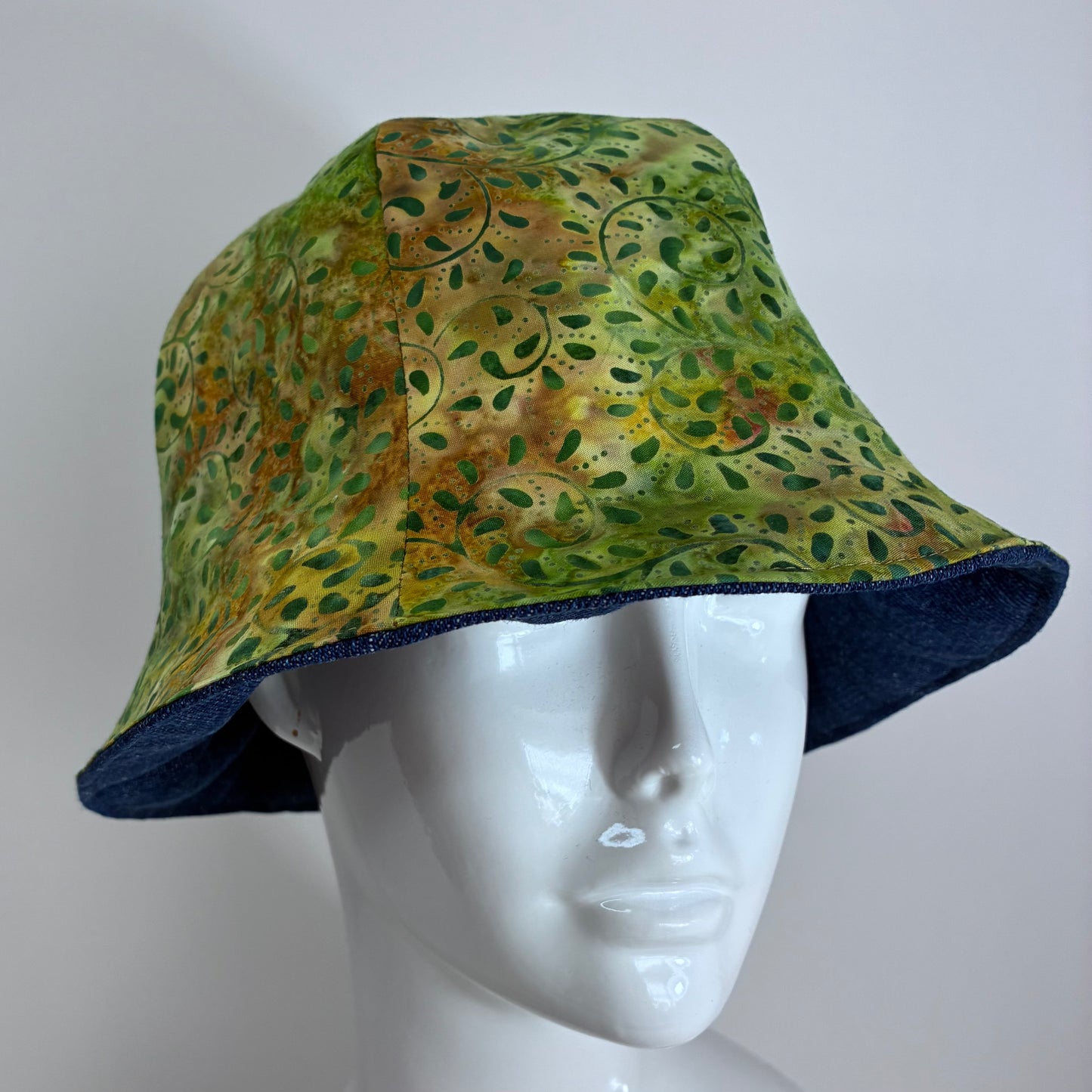 Autumn Leaf Scroll Hat | Reversible