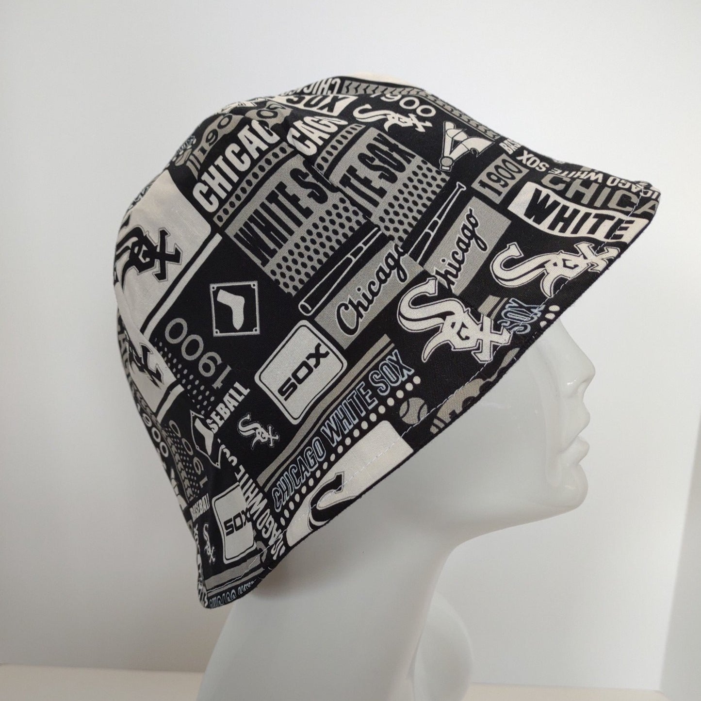 Reversible White Sox Black Denim Tulip Hat